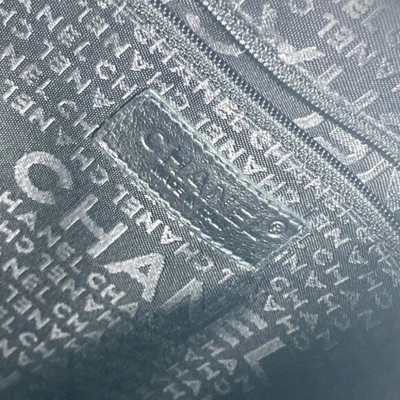 CHANEL CC CC Mark chocolate bar Bag Chain Shoulder Bag Black/SilverHardware - Picture 8 of 16